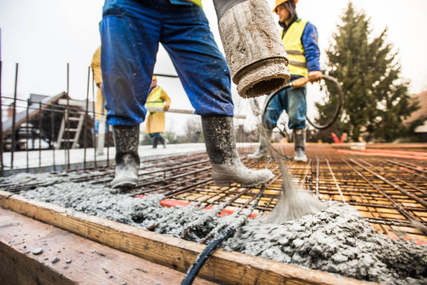 Best Concrete Sidewalk Installation in Selma, AL